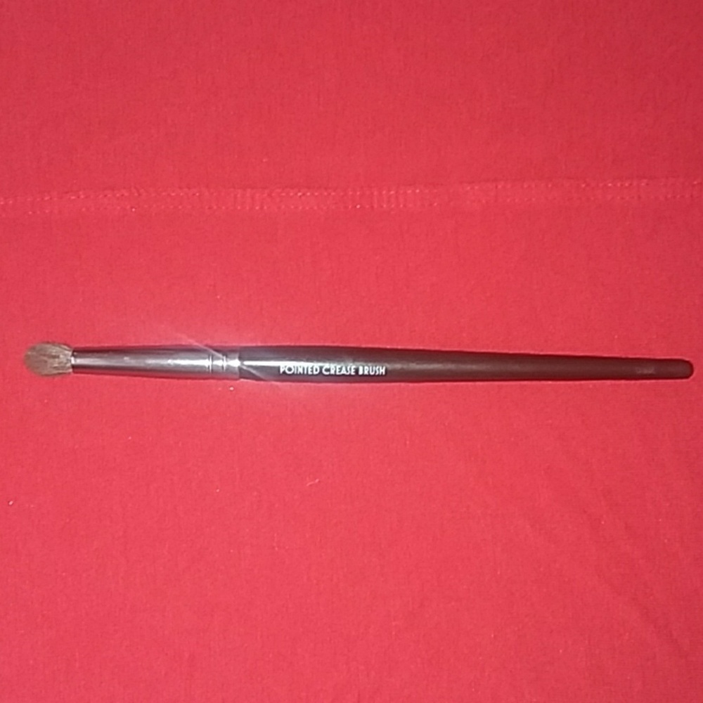 Makeup brush